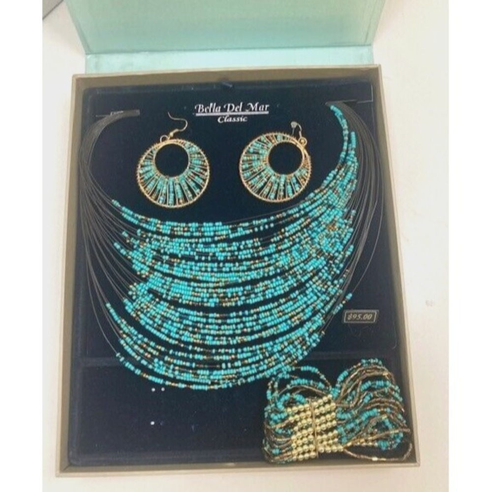 NWT Vintage Bella Del Mar Expressions Beaded Gold Turquoise Tone Jewelry Set